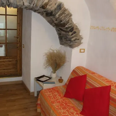 La Stregatta Триора