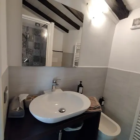 La Stregatta 3*