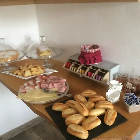 La Stregatta Bed & Breakfast 3*